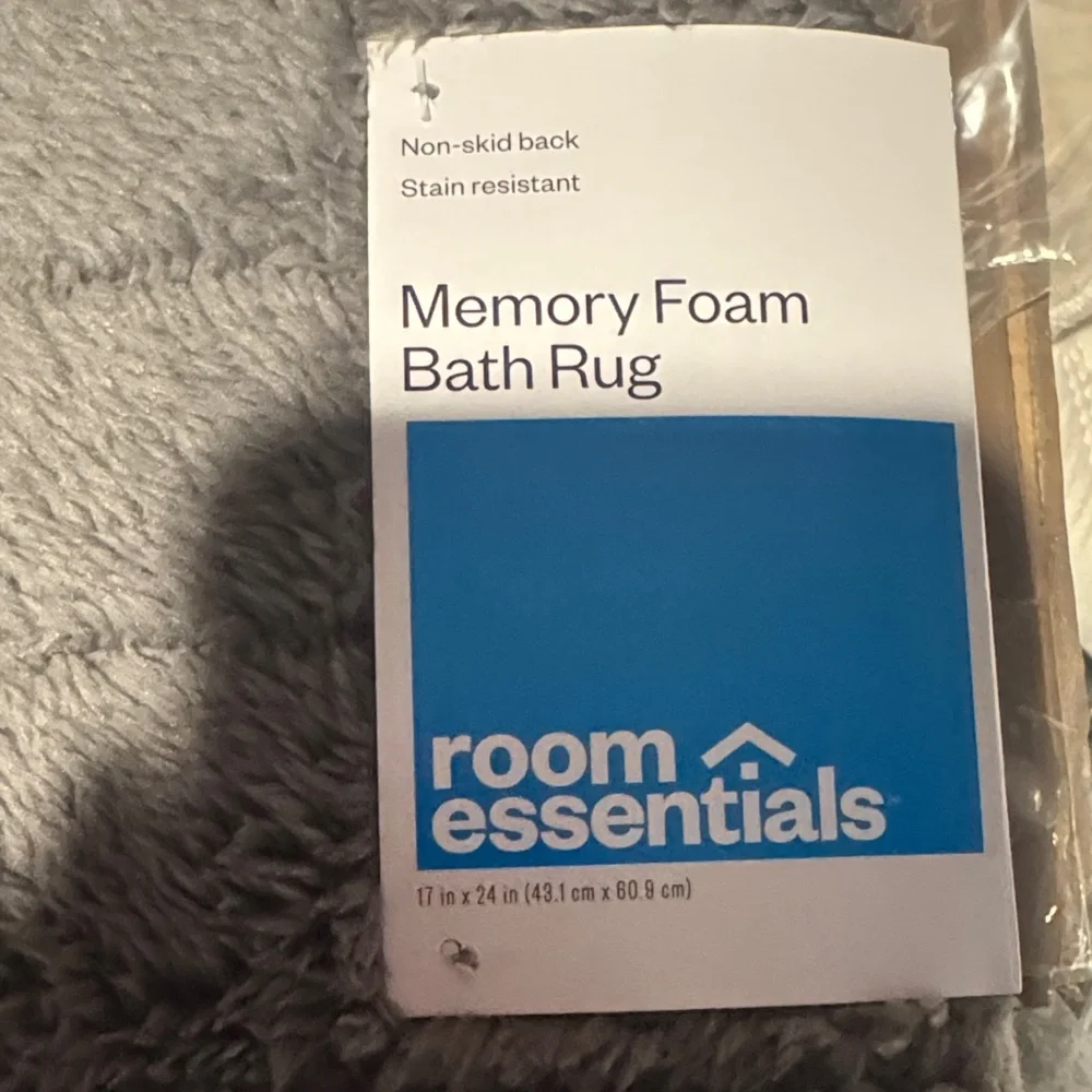 2PCS of Room Essentials Gray Memory Foam Bath Rug 17in x 24in